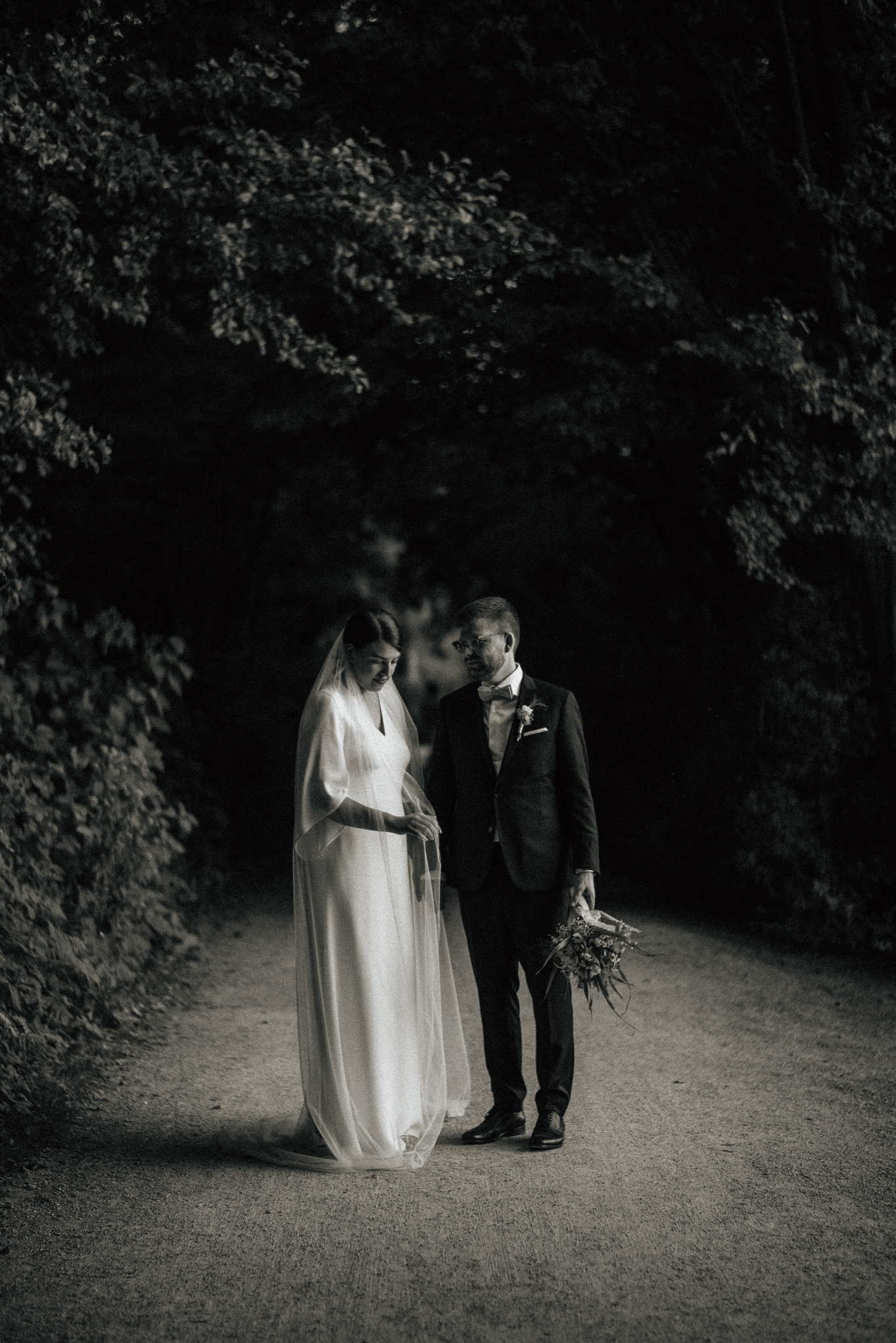 Timo Hess Fotografie - Hochzeitsfotograf Köln - Lenas Und Julians Gartenhochzeit in Dinslaken - Hochzeitsfotograf Coburg - Hochzeitsreportage - Hochzeitsfotografie